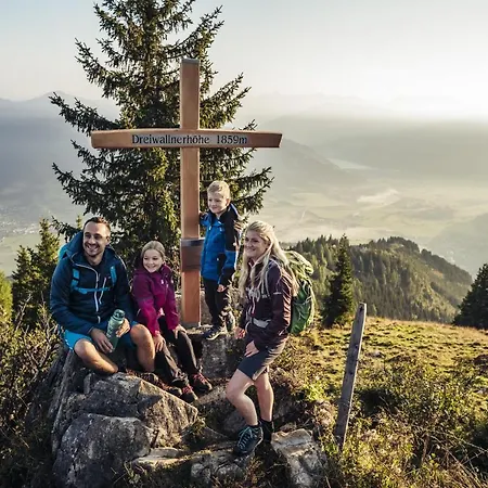 Alpenparks Zell Am アパート *
