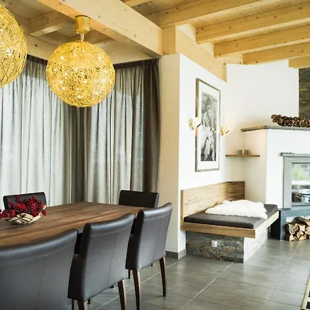 아파트 Alpenparks Zell Am *