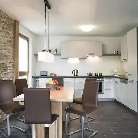 Alpenparks Zell Am Apartment *