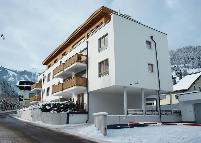 アパート Alpenparks Zell Am ツェル アム ゼー